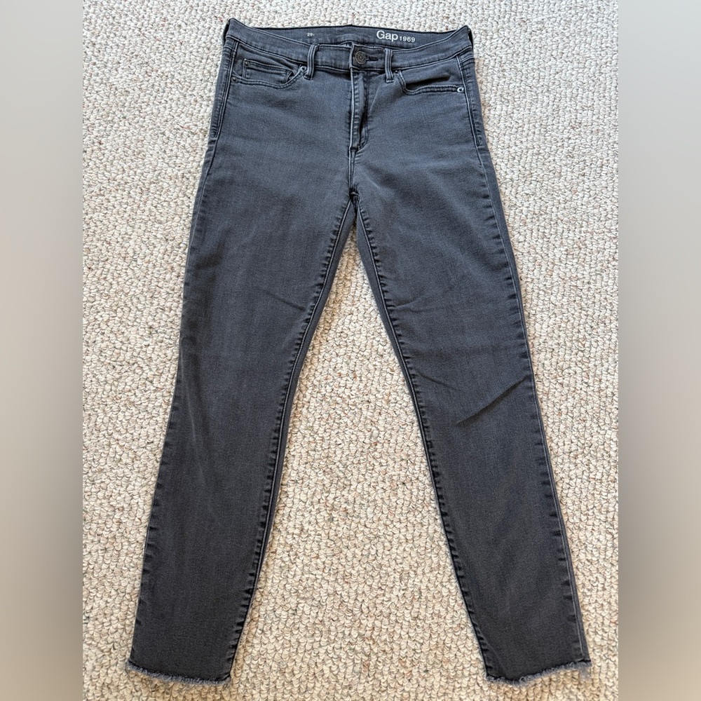 GAP Women's Dark Gray/Faded Black Skinny Jeans